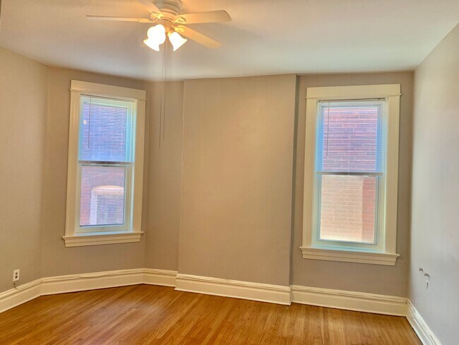 Building Photo - 3524 Juniata St