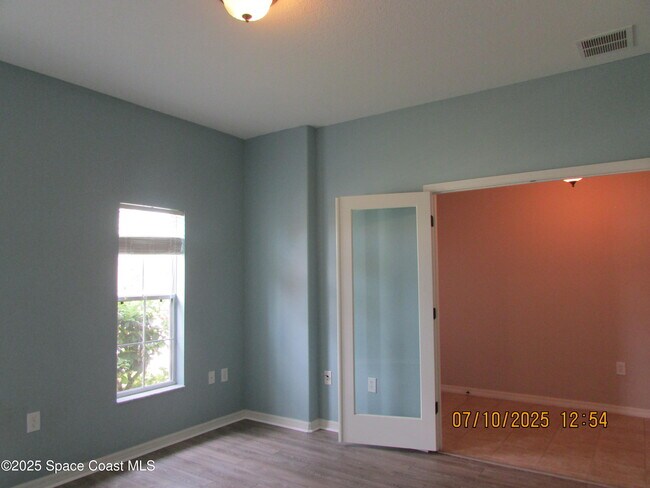 Building Photo - 1708 Maeve Cir