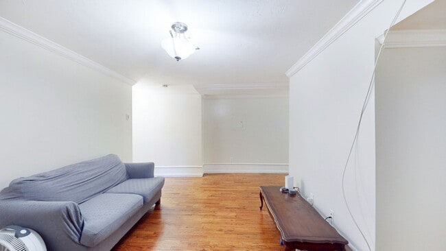 Building Photo - Check out this 3 bed in the South End