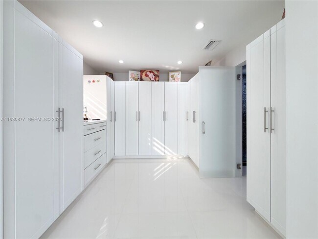 Building Photo - 17135 NW 87th Ave