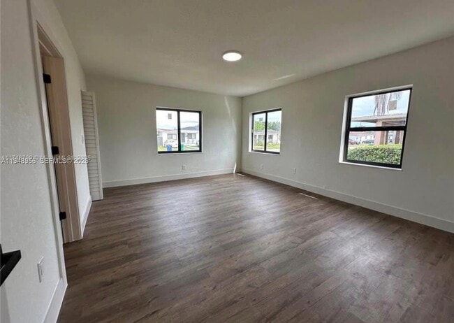 Building Photo - 14430 Fillmore St