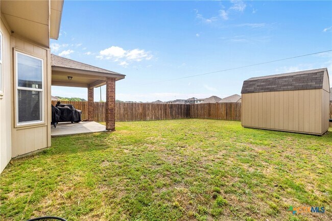 Building Photo - 3306 Lorne Dr