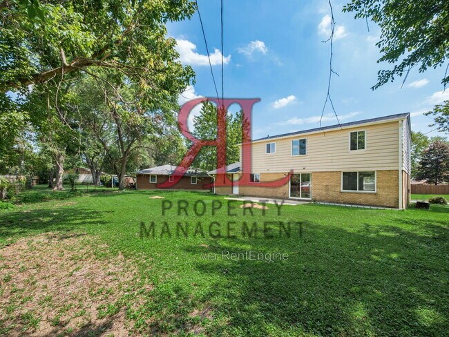 Building Photo - 3664 Bogota Dr