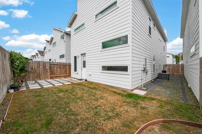 Building Photo - 5505 Robusto Pl