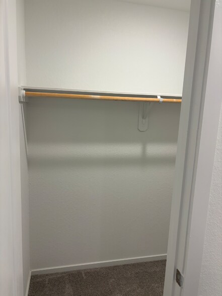 Building Photo - 14844 N Ascot Bnd Cir