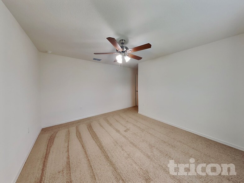 Building Photo - 18 Prince Kaarel Ln