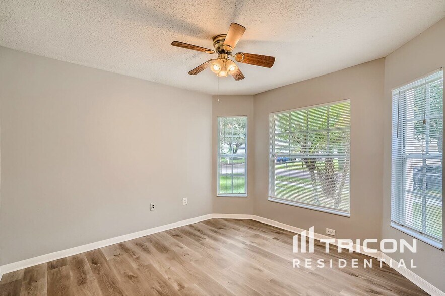 Building Photo - 3806 Bellewater Blvd