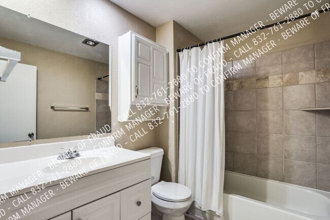 Building Photo - 3121 Fieldview Dr