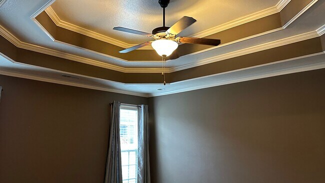 Building Photo - Large Townhouse in Stonewall Farms in Hixson