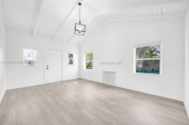 Building Photo - 503 NW 47th Terrace