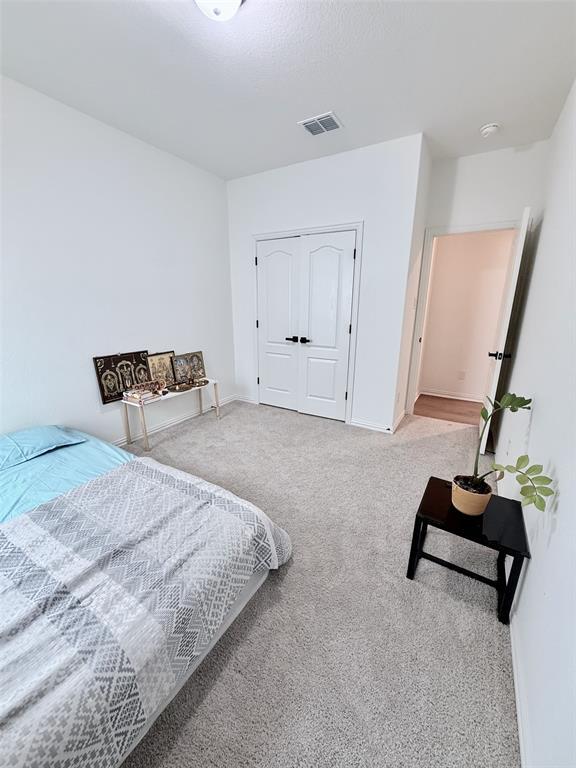 Building Photo - 1209 Cole Ests Dr