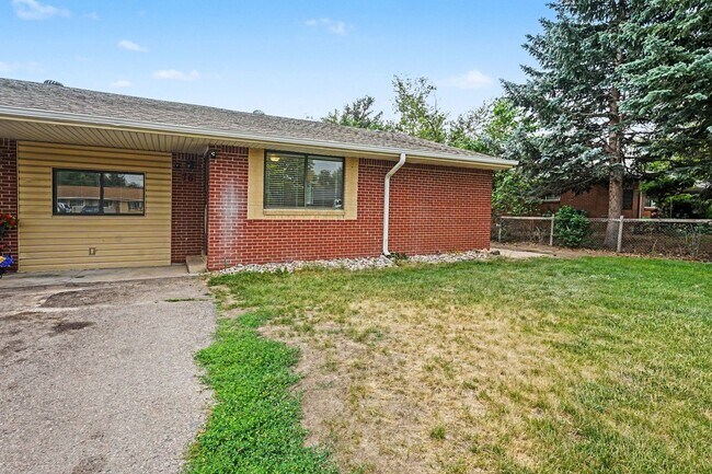Building Photo - 76 Newland Ct