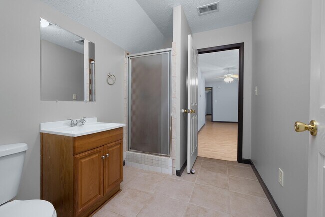 Building Photo - 463 David Reed Dr