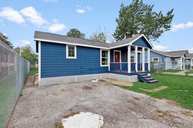 Building Photo - 3914 Cetti St