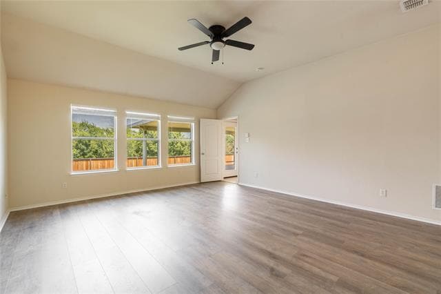 Building Photo - 2105 Sumac Dr