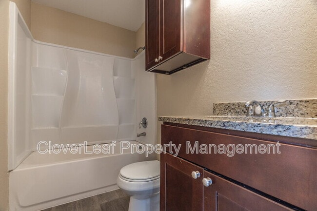 Building Photo - 3613 Candle Ridge Dr