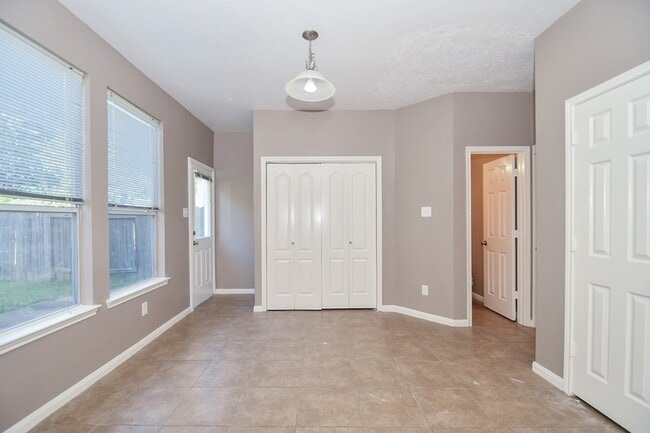 Building Photo - 16414 Pademelon Dr