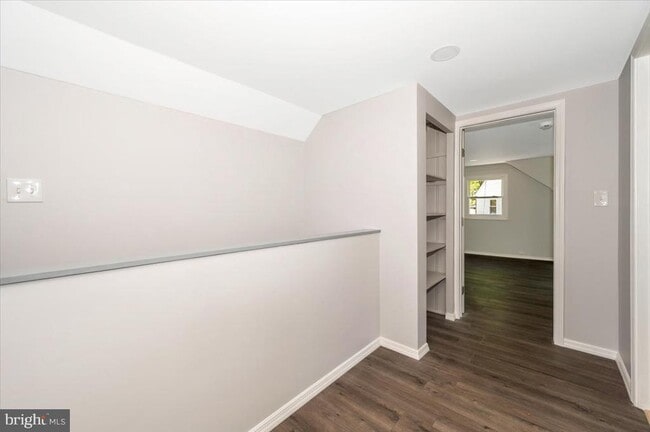 Building Photo - 13205 Okinawa Ave