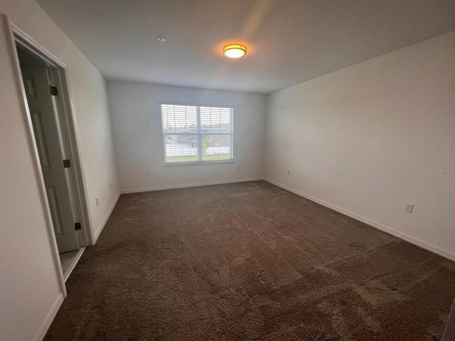 Building Photo - 11570 Buoy Pointe Pl