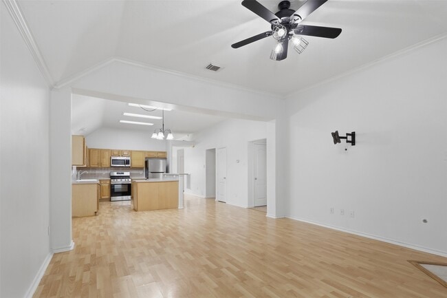 Building Photo - 19319 Arbor Pines Ln