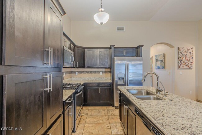 Building Photo - 13159 Wellington