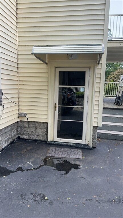Building Photo - 48 Trapelo St