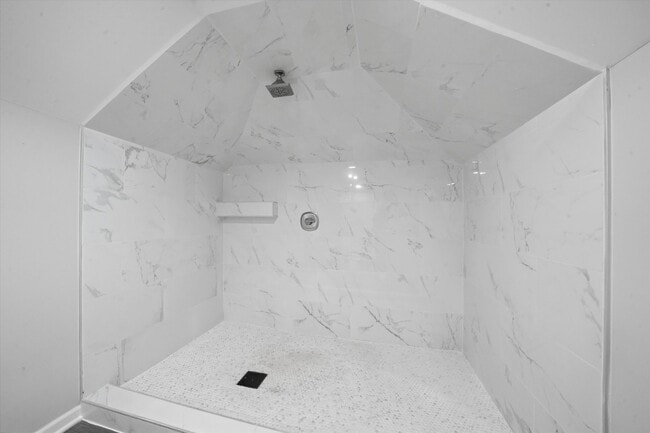 Building Photo - 7940 S Perry Ave