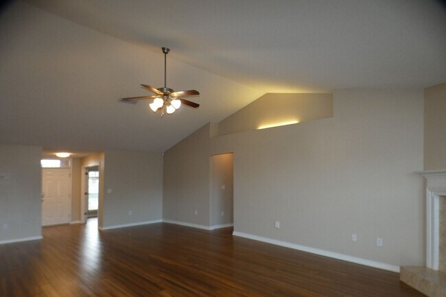 Building Photo - Spacious 4-Bedroom All Brick Home