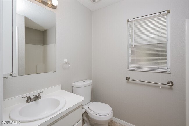 Building Photo - 2234 Manheim Ave