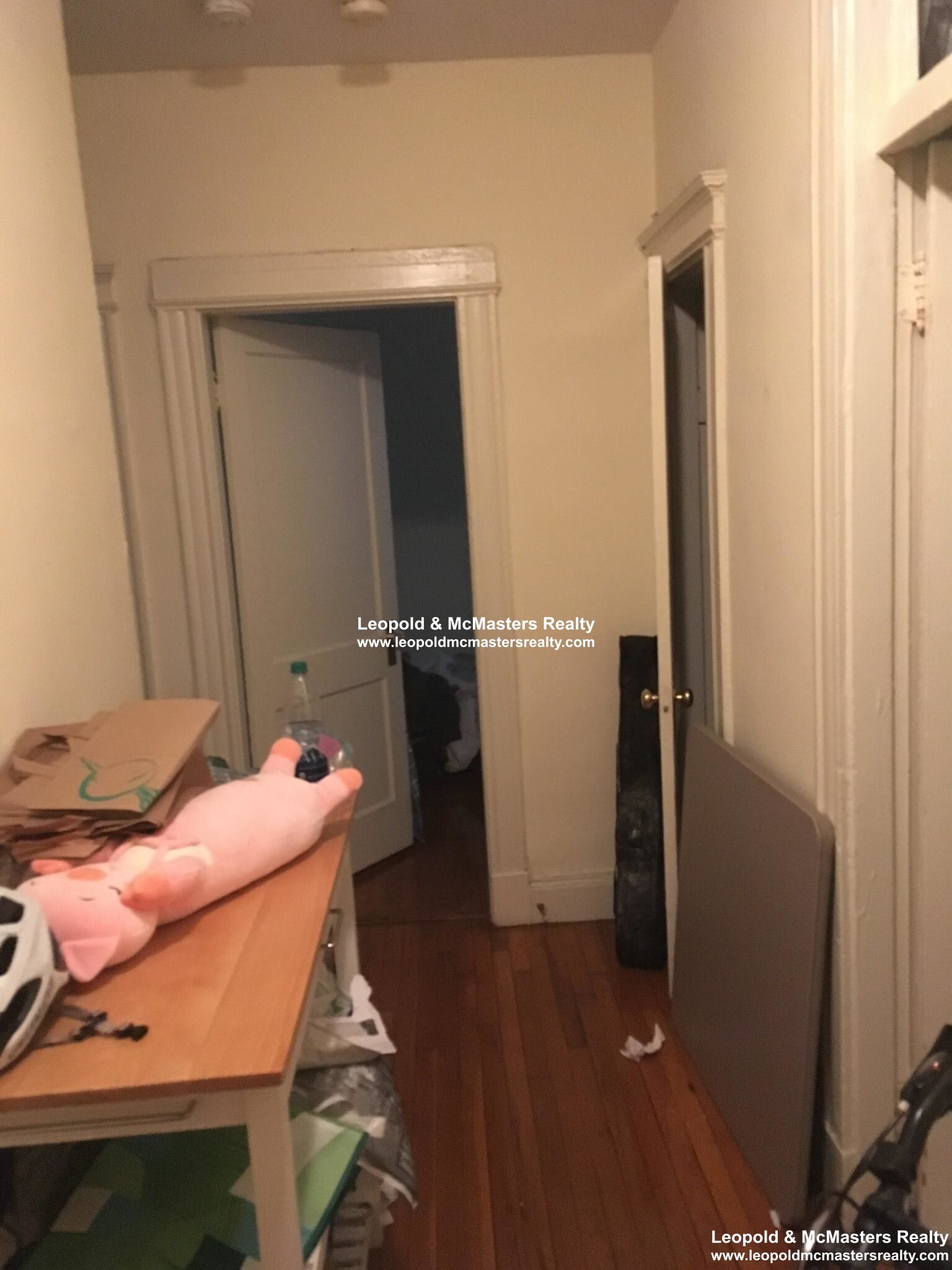 Building Photo - 41 Park Dr