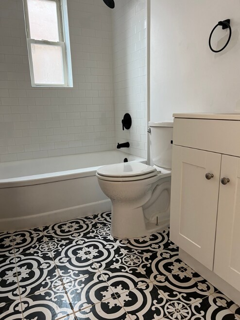 Building Photo - 2724 Anderson Ferry Rd