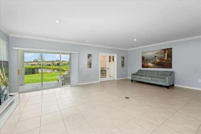 Building Photo - 8959 Cascade Price Cir