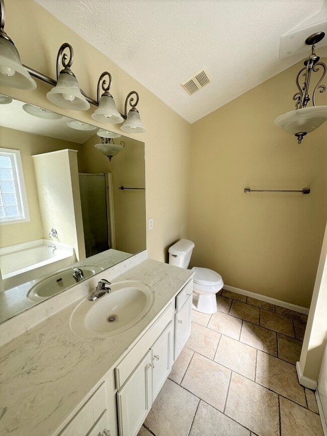 Building Photo - 2162 Jefferson St