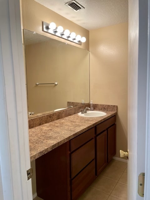 Building Photo - 124 Reserve Cir