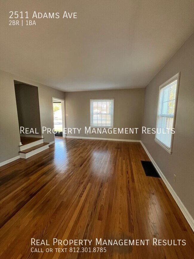 Building Photo - 2 Bedroom, 1 Bath Duplex, Eastside Location