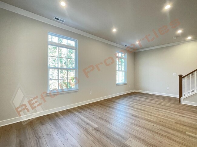 Building Photo - Beautiful brand new 3-Story Townhome | 4 B...