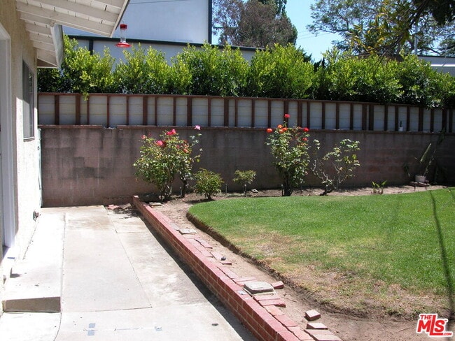 Building Photo - 6446 Riggs Pl