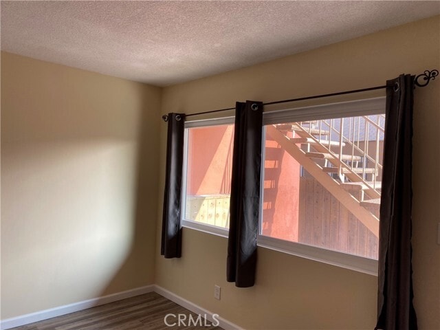 Building Photo - 1751 N Orizaba Ave