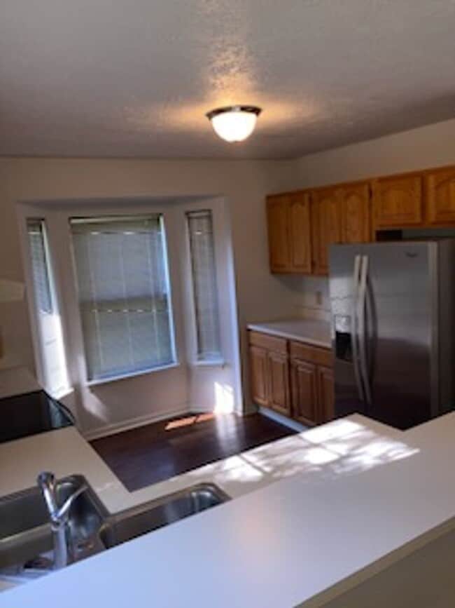 Building Photo - 1116 Viburnum Dr