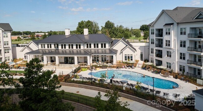 Building Photo - 4101 Glenloch Cir