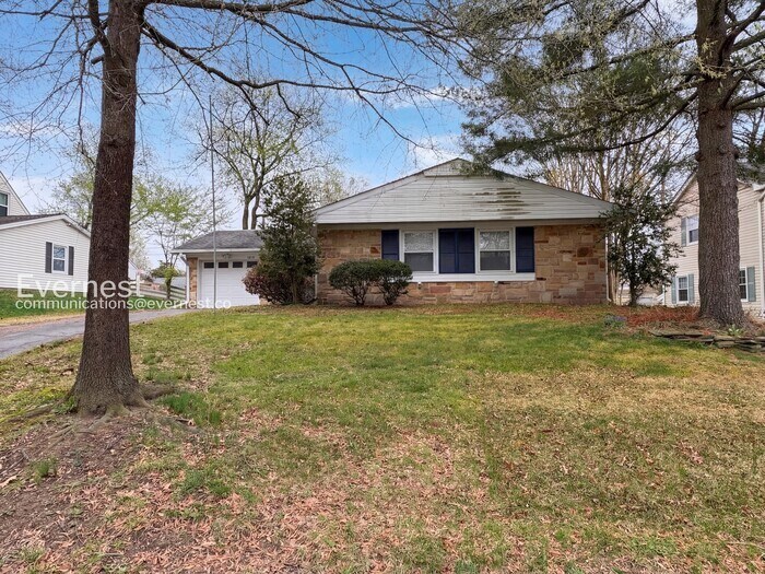 Building Photo - 2519 Kitmore Ln