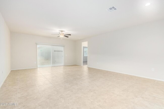 Building Photo - 1810 W Pinkley Ave