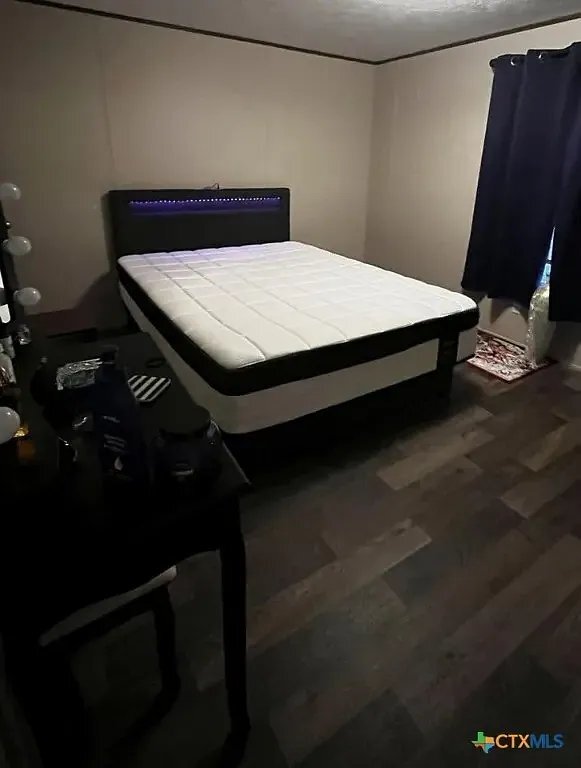 Building Photo - 453 E Zipp Rd