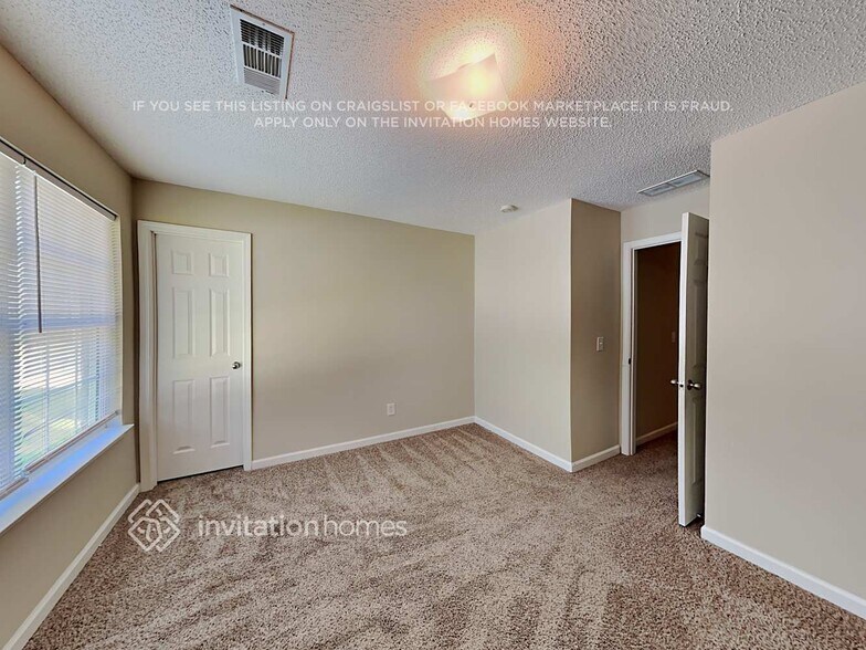 Building Photo - 680 Willow Bend Dr