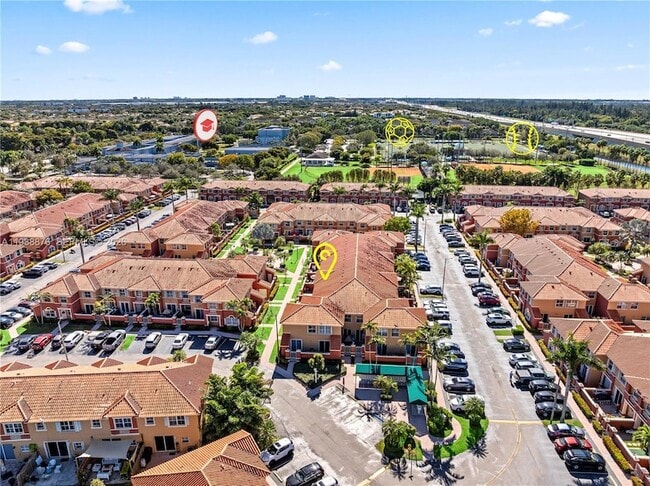 Building Photo - 6141 NW 115th Pl