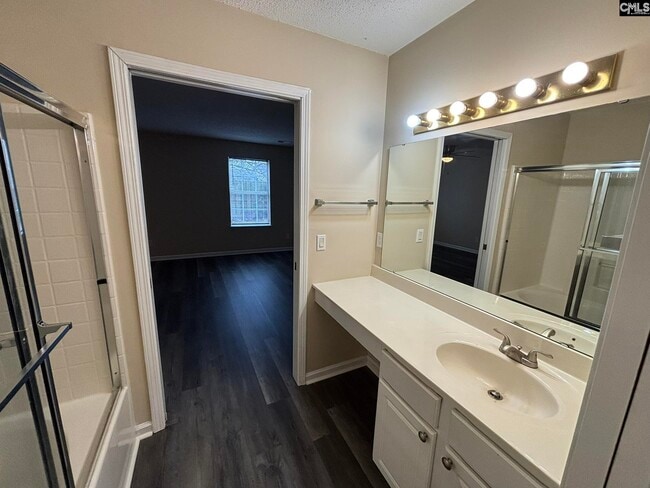 Building Photo - 107 Chapelwood Dr