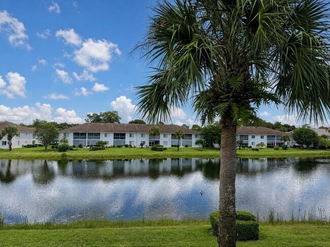 Building Photo - 388 Belina Dr