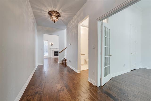 Building Photo - 1404 Clearwater Ct