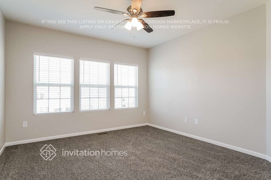 Building Photo - 1801 Birdhouse Ln