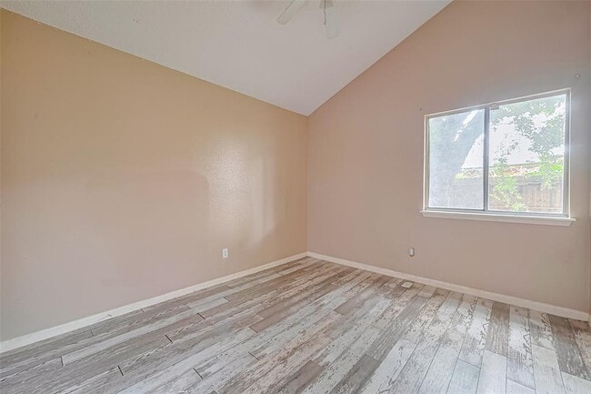 Building Photo - 2907 Waypark Dr
